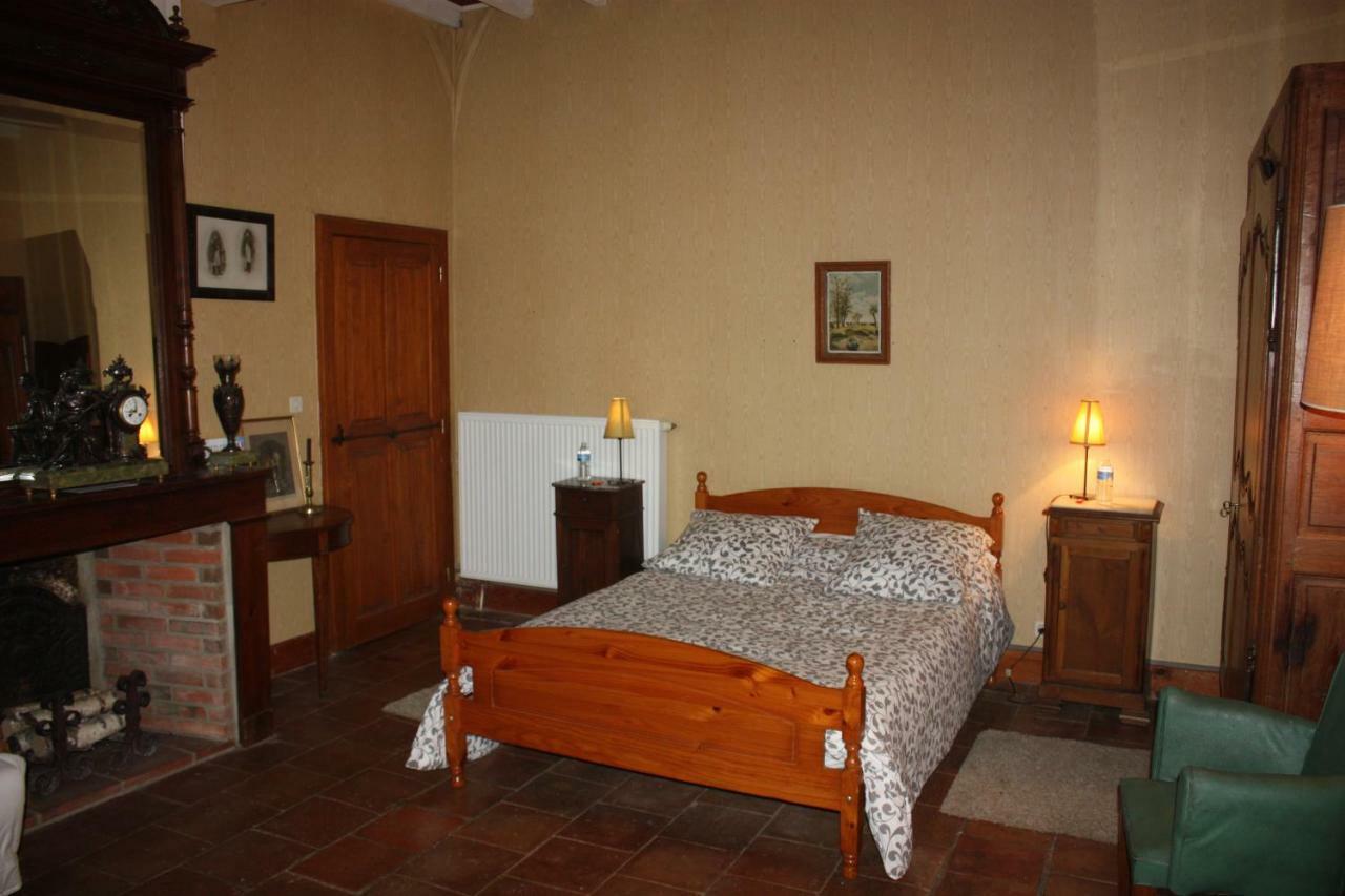 Presbytère De Jonquiere Lavaur (Tarn)